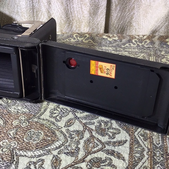 Vintage bellows camera folding Kodak vigilant junior with original booklet - Picture 11 of 13